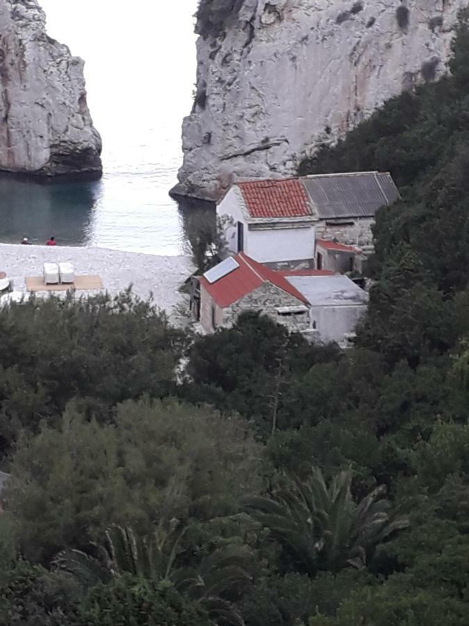 Holiday Home Stiniva Vis Eksteriør billede
